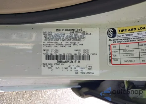 2010 Mercury Milan Premier z USA, uszkodzony, nr VIN 3MEHM0JA9AR617136